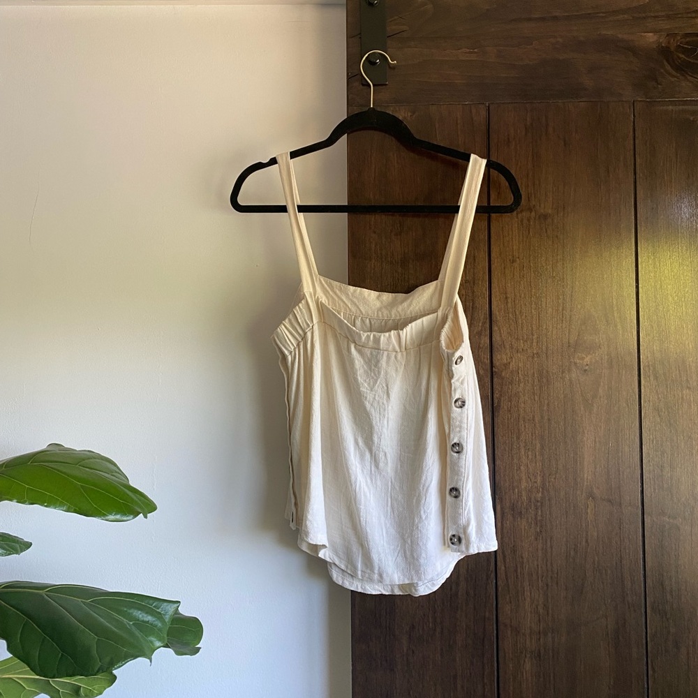 Universal Thread Top!! - Picture 2 of 3